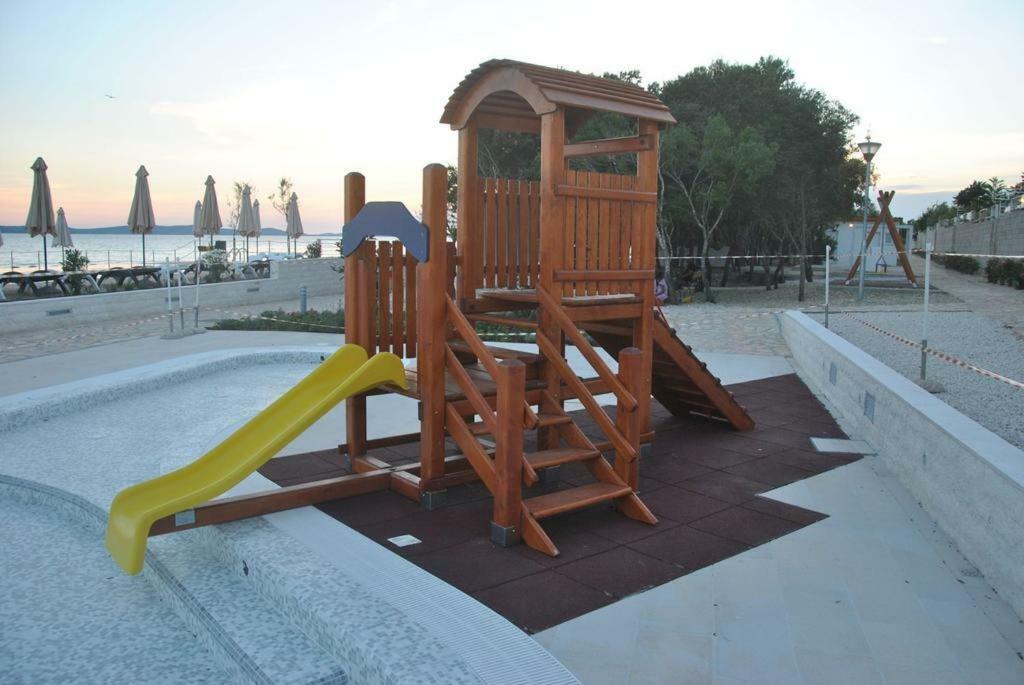 Apartmani Astrado Petrcane Exteriér fotografie